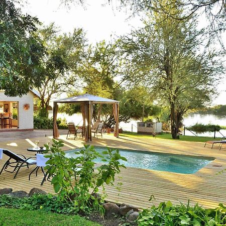 River View Lodge Kasane Eksteriør billede